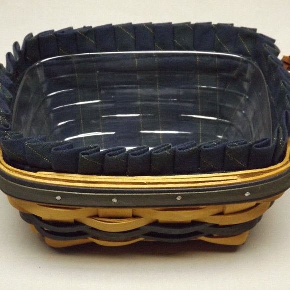 Longaberger 2000 Collector's Club Renewal Basket with Liner and Protector - Picture 4 of 15